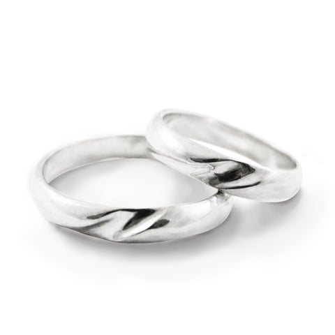 Bone Curve  Wedding Ring by Ayaka Nishi