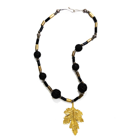 One Leaf Necklace Gold by Ayaka Nishi