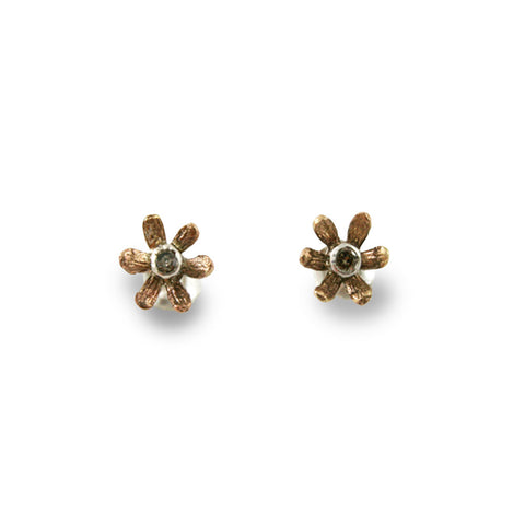 Small Flower Earring by Ayaka Nishi